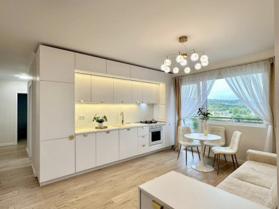 Apartament de 3 camere semidecomandat | Florești 