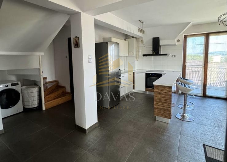 Apartament situat în vila | Valea Chintaului 