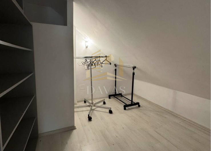 Apartament situat în vila | Valea Chintaului 