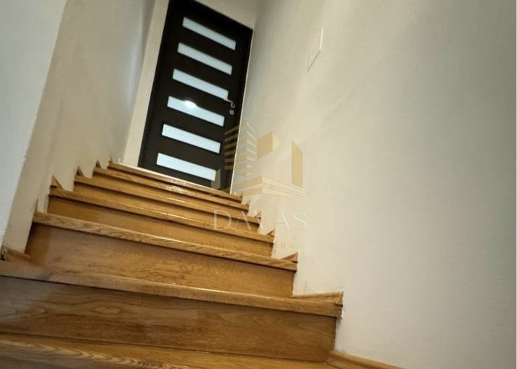 Apartament situat în vila | Valea Chintaului 