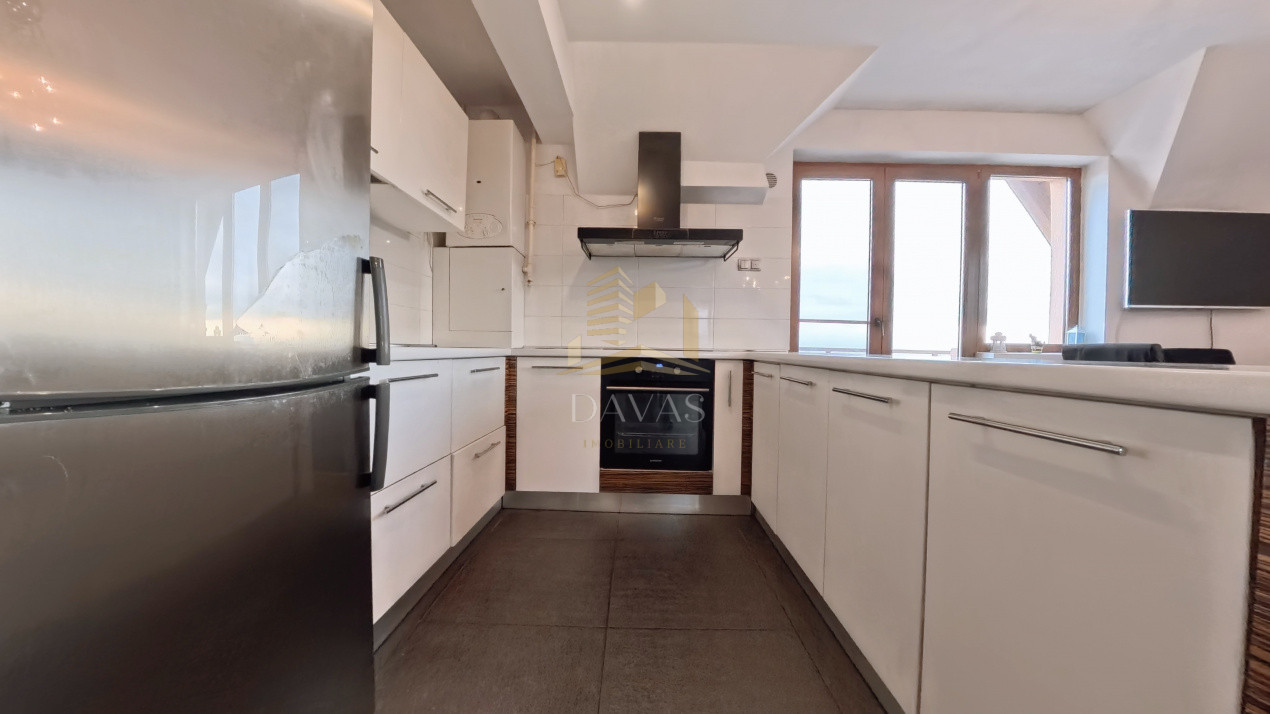 Apartament situat în vila | Valea Chintaului 