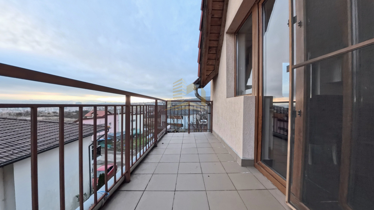 Apartament situat în vila | Valea Chintaului 