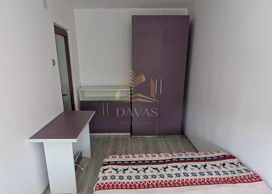 Apartament de 3 camere semidecomandat | Manastur 