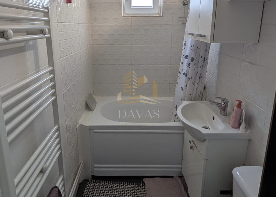Apartament de 3 camere semidecomandat | Manastur 