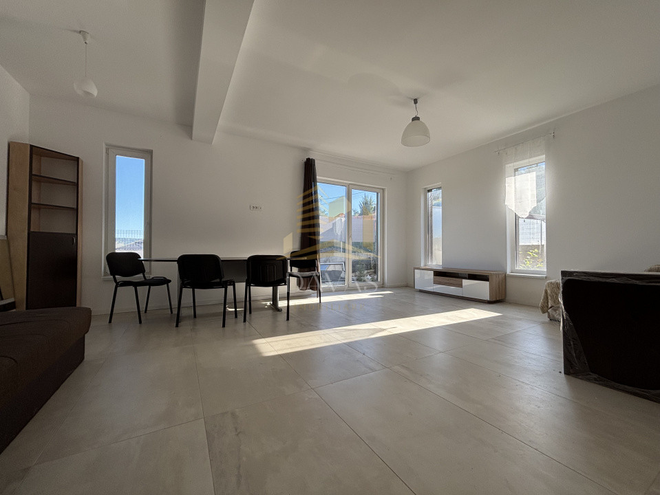 Duplex de inchiriat | Floresti | Teren liber 241 mp