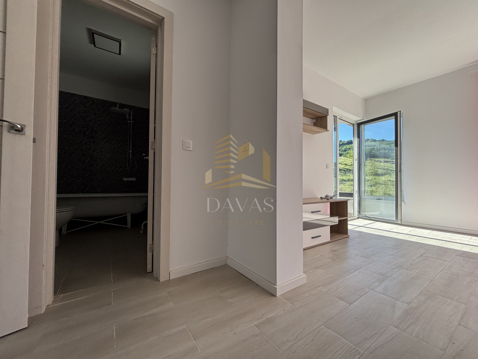 Duplex de vanzare | Floresti | Teren liber 241 mp