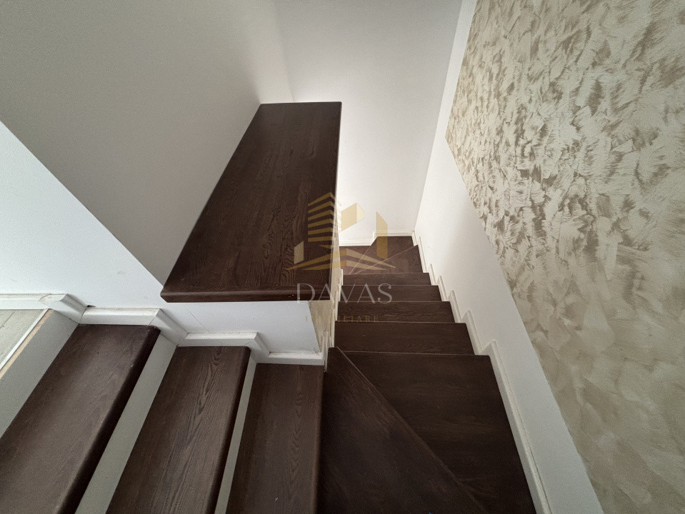 Duplex de vanzare | Floresti | Teren liber 241 mp