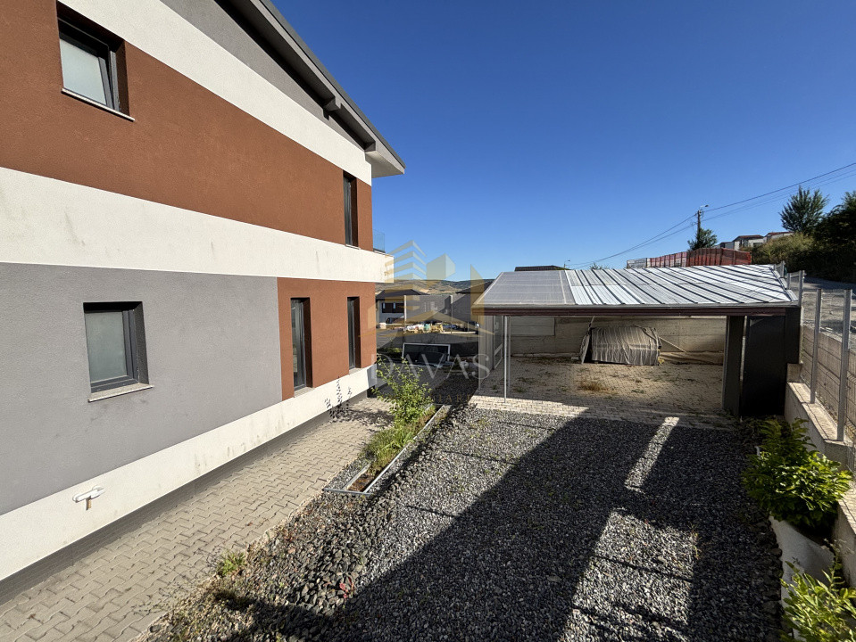 Duplex de vanzare | Floresti | Teren liber 241 mp