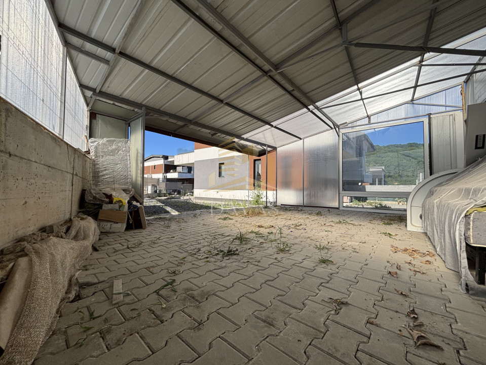 Duplex de vanzare | Floresti | Teren liber 241 mp