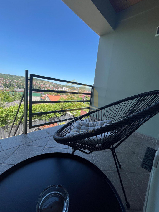 Apartament cu 3 camere de inchiriat | Parcare | Cartierul Gruia