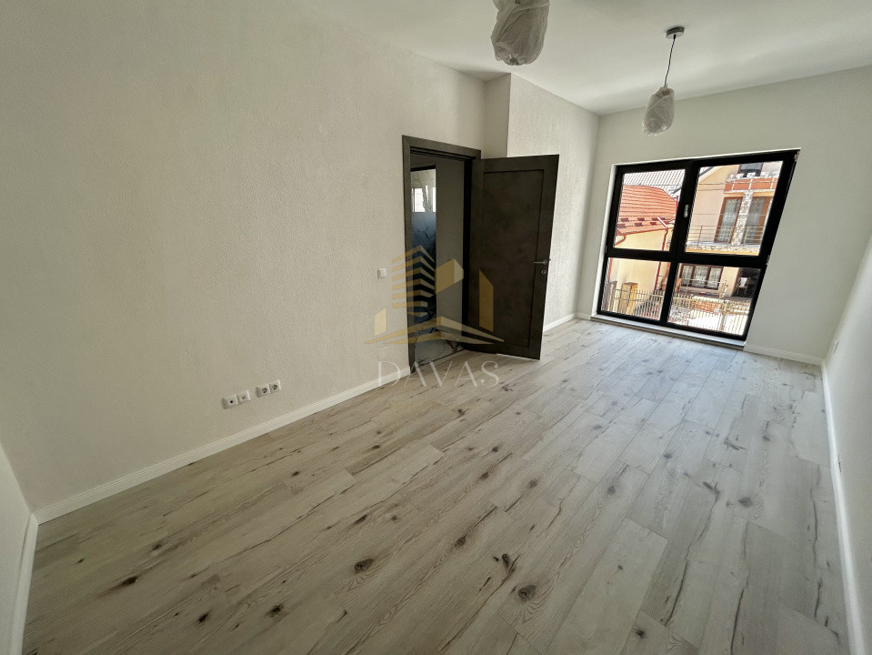 Casa 4 camere de inchiriat | Plopilor | Terasa 25mp 
