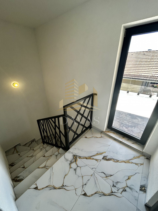 Casa 4 camere de inchiriat | Plopilor | Terasa 25mp 