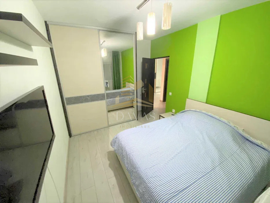 Apartament cu 3 camere | Centru | parcare subterana inclusa in pret | etaj 1