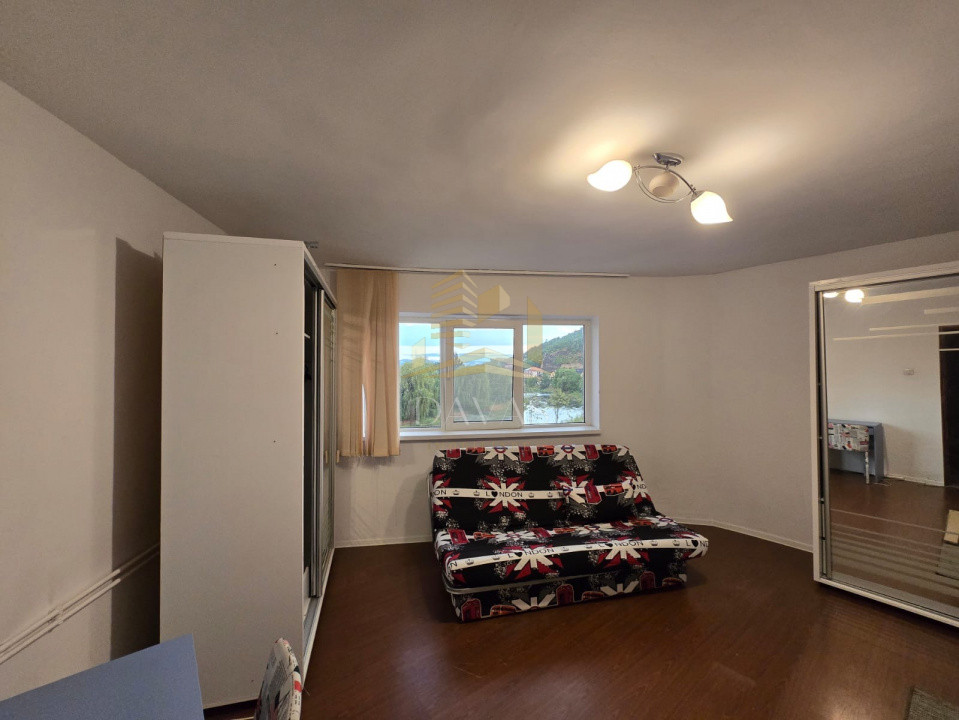 Apartament de 4 camere semidecomandat | Grigorescu 