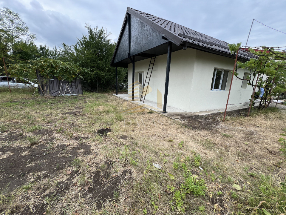 Casa individuala de vanzare | Zona Pod Ira | teren 625 mp