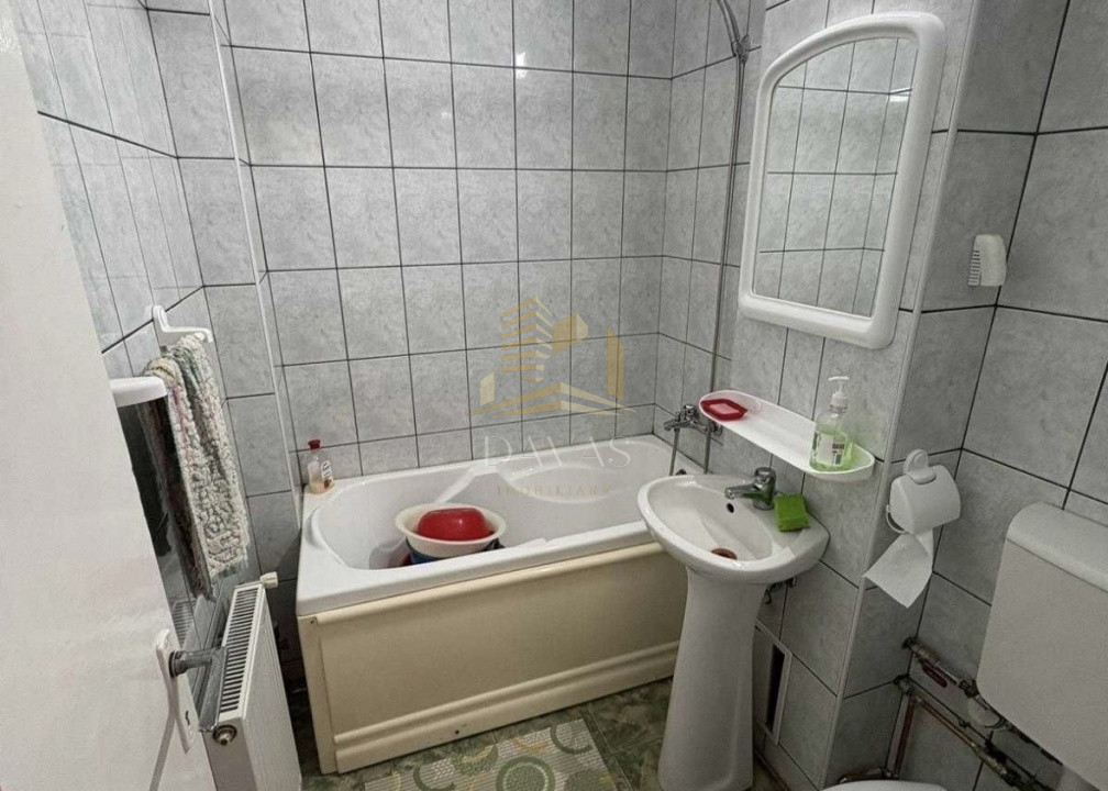 Apartament de 2 camere semidecomandat | P-ta Hermes 