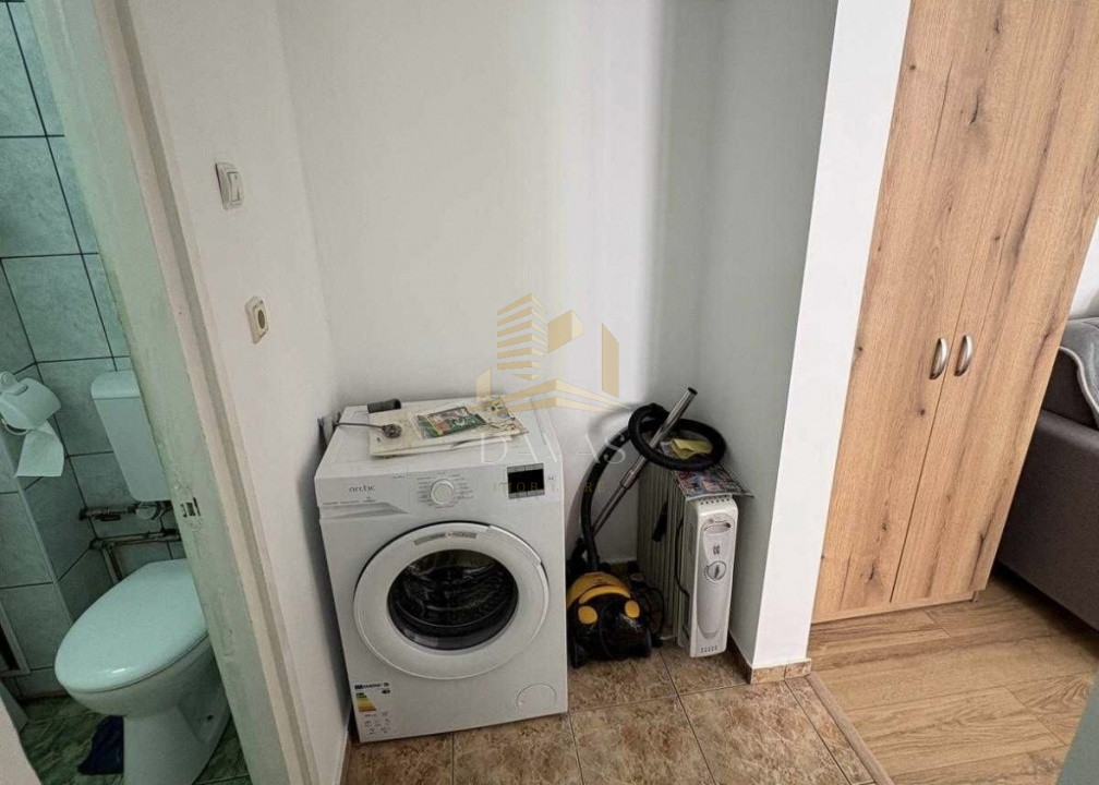Apartament de 2 camere semidecomandat | P-ta Hermes 