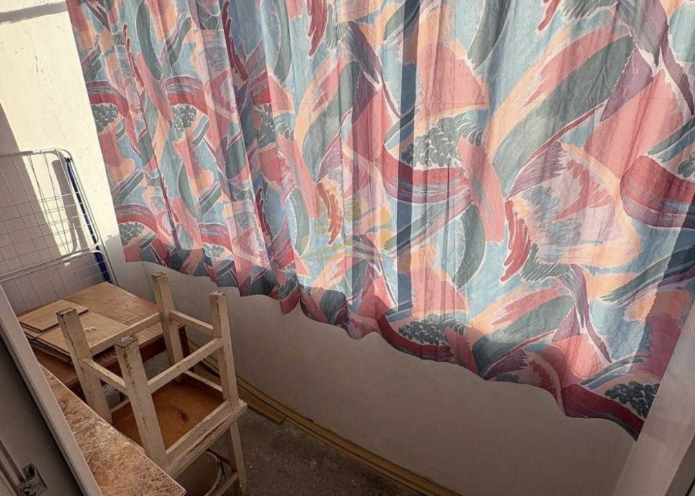 Apartament de 2 camere semidecomandat | P-ta Hermes 