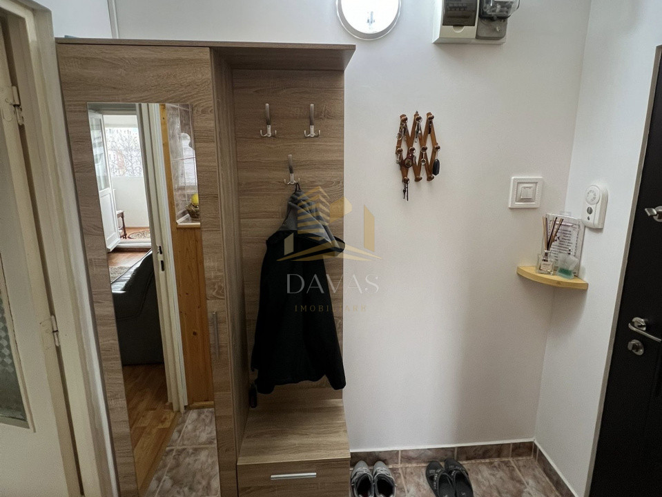 Apartament de 3 camere semidecomandat | Manastur - Aleea Retezat 
