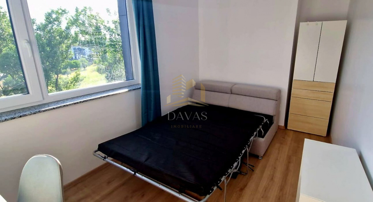 Apartament de 3 camere semidecomandat | Soporului