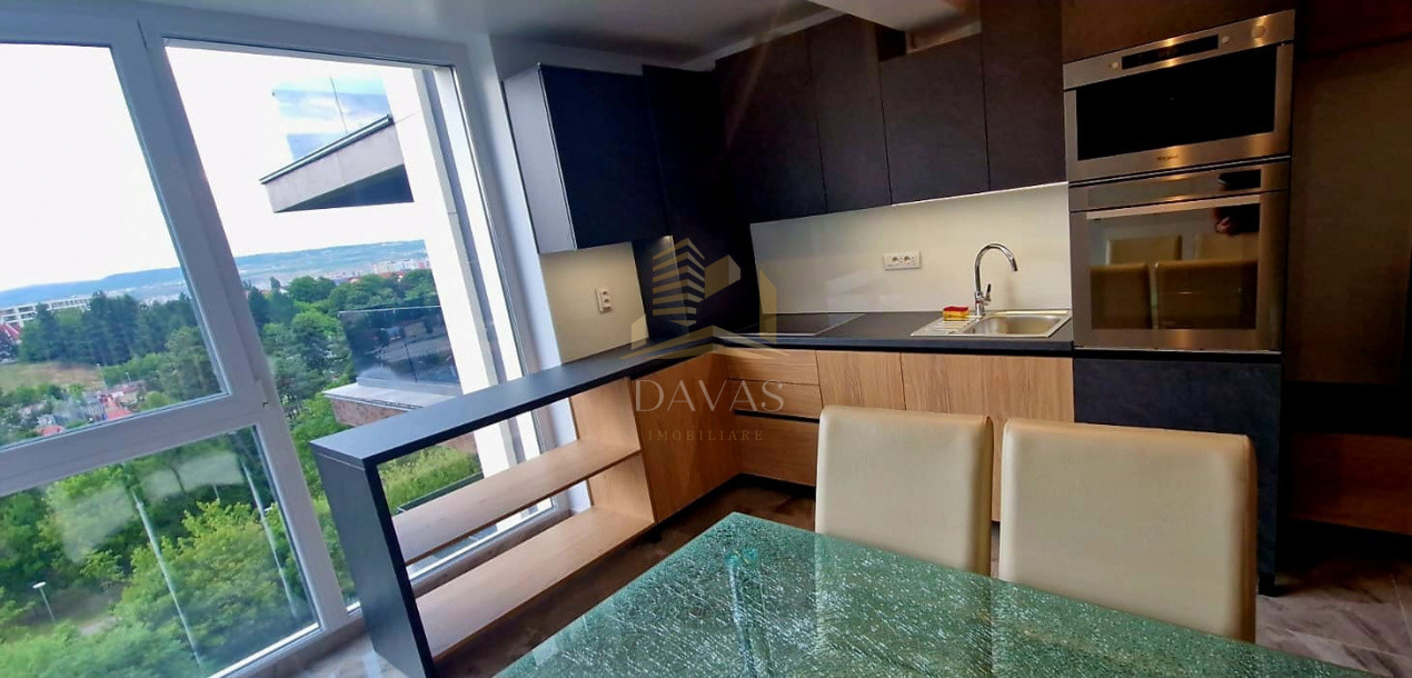 Apartament de 3 camere semidecomandat | Soporului