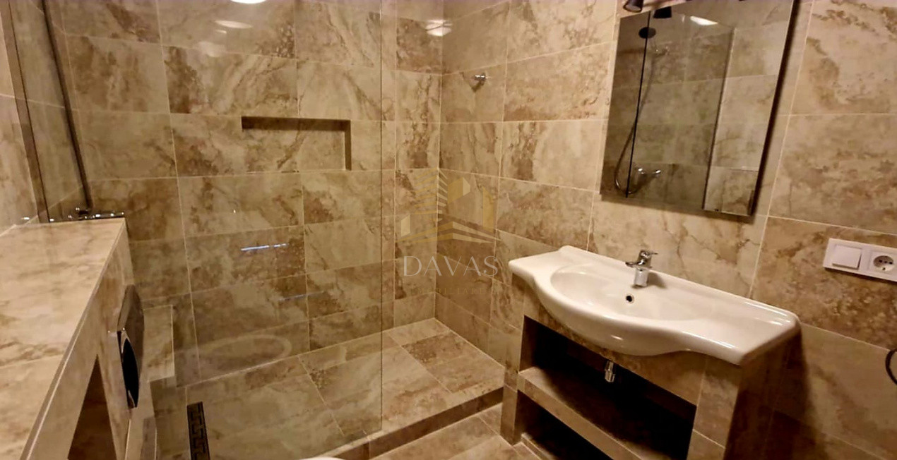 Apartament de 3 camere semidecomandat | Soporului