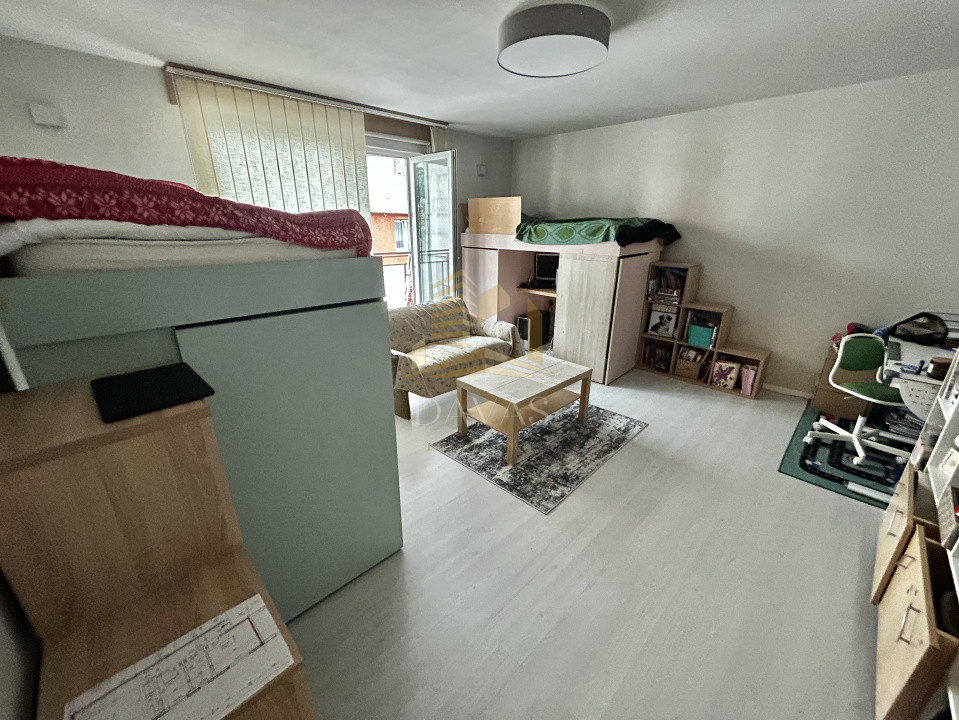 Apartament 2 camere decomandate de vanzare | Bloc 2005 | Parcare inclusa