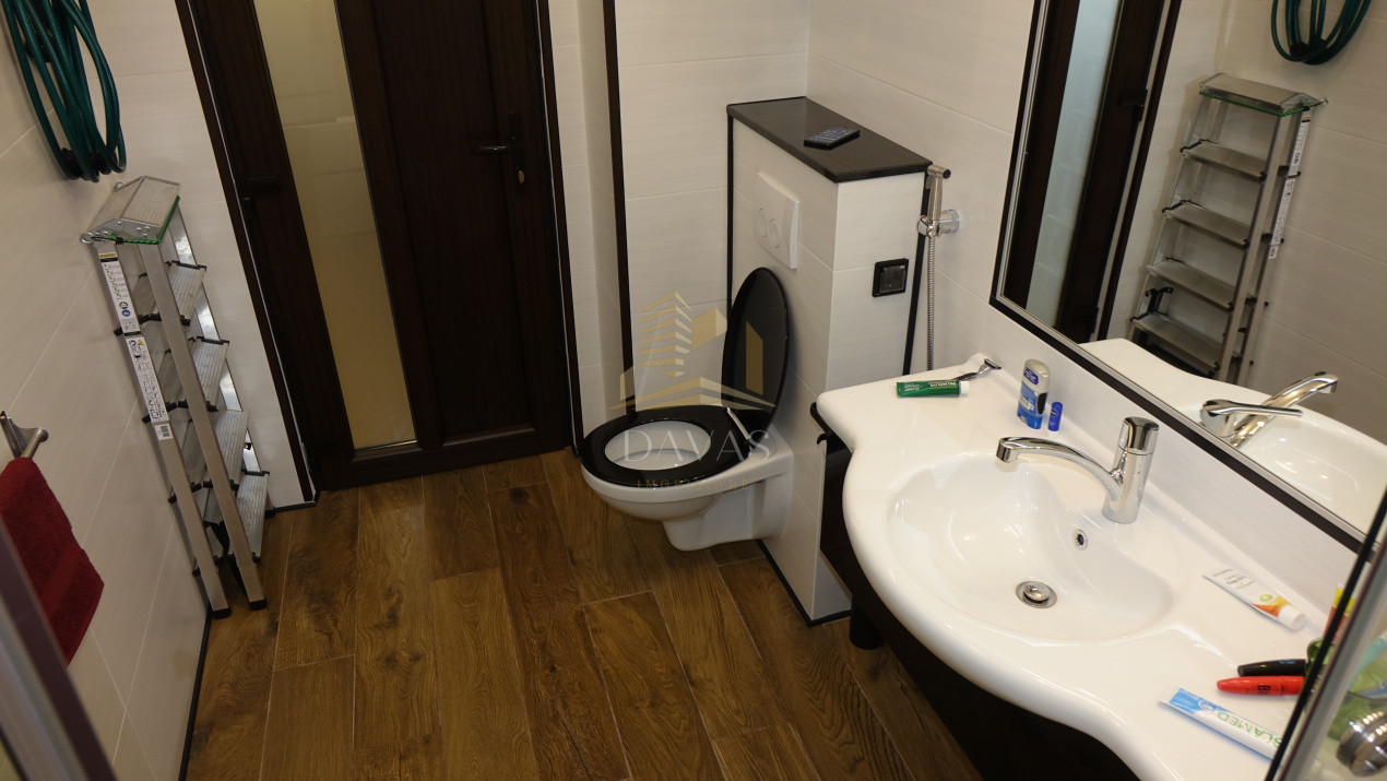 Penthouse de 3 camere semidecomandat | view Panoramic | Vivo 
