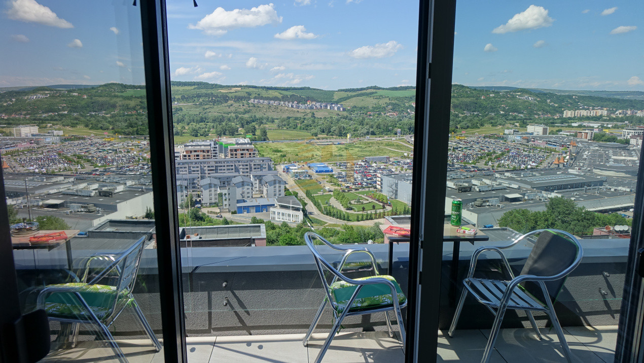 Penthouse de 3 camere semidecomandat | view Panoramic | Vivo 
