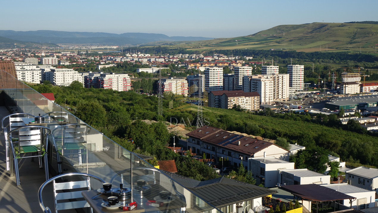 Penthouse de 3 camere semidecomandat | view Panoramic | Vivo 