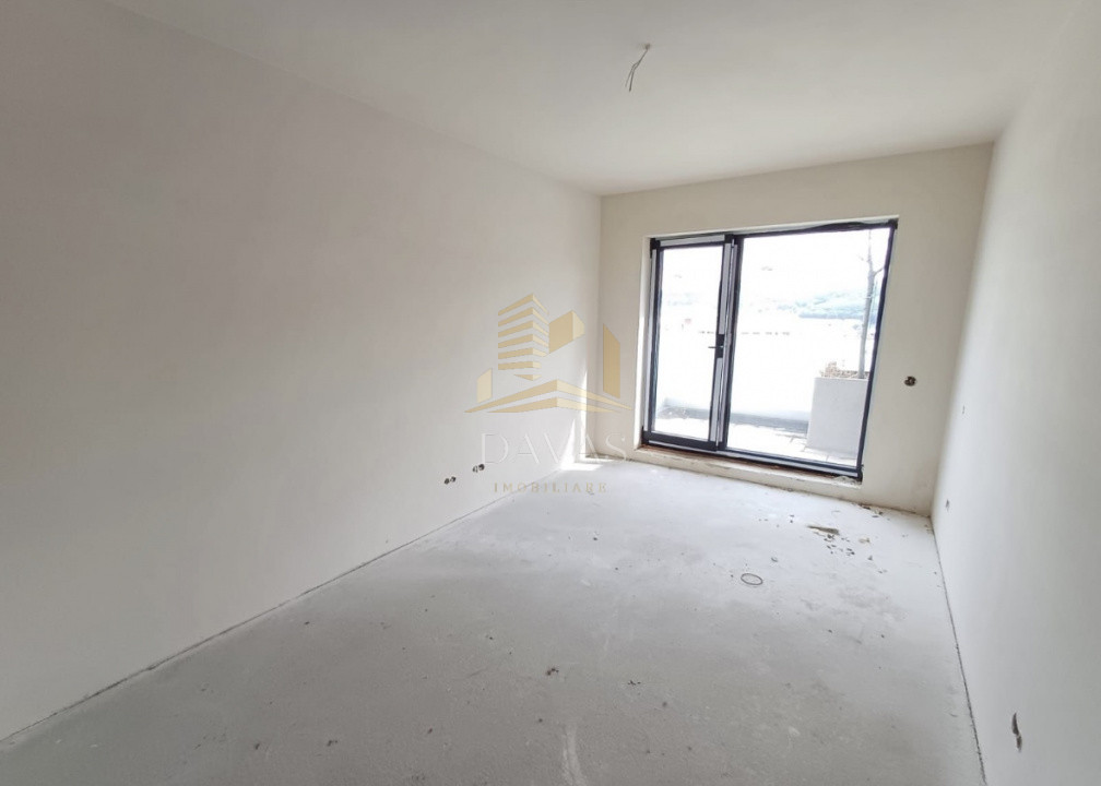Apartament de 2 camere decomandat | Complex Season | Frunzisului 