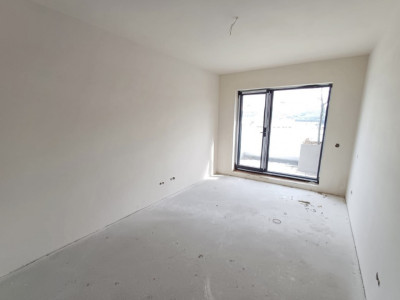 Apartament de 2 camere decomandat | Complex Season | Frunzisului 