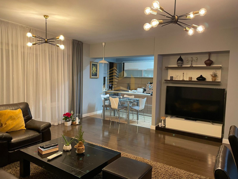 Apartament de 4 camere | Plopilor