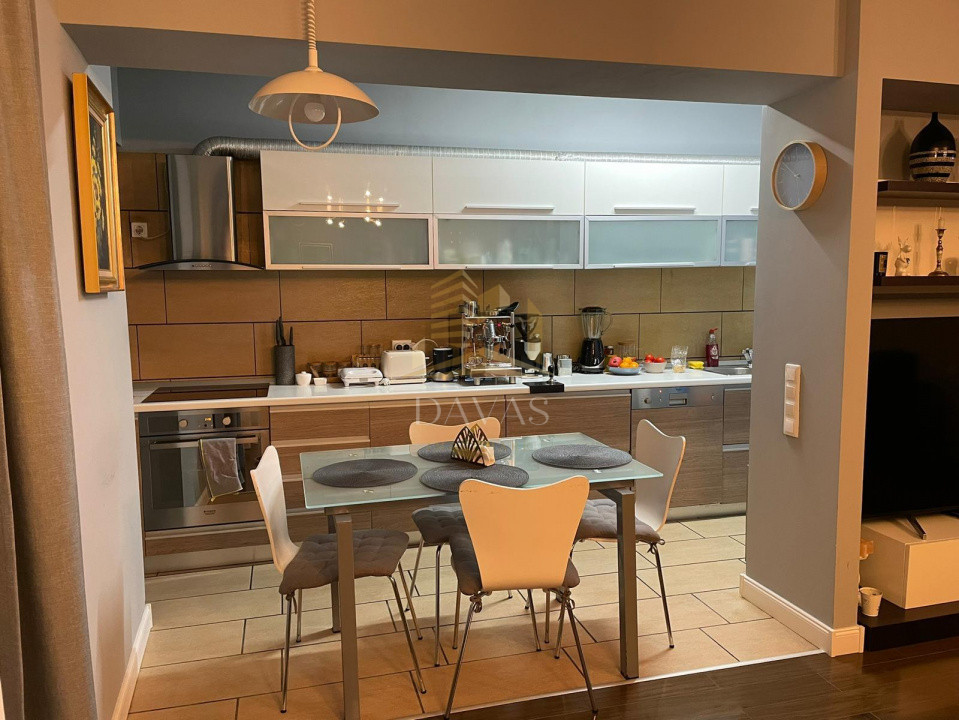 Apartament de 4 camere | Plopilor