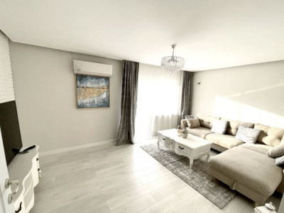 Apartament de 2 camere decomandat | Plopilor | Parcare 