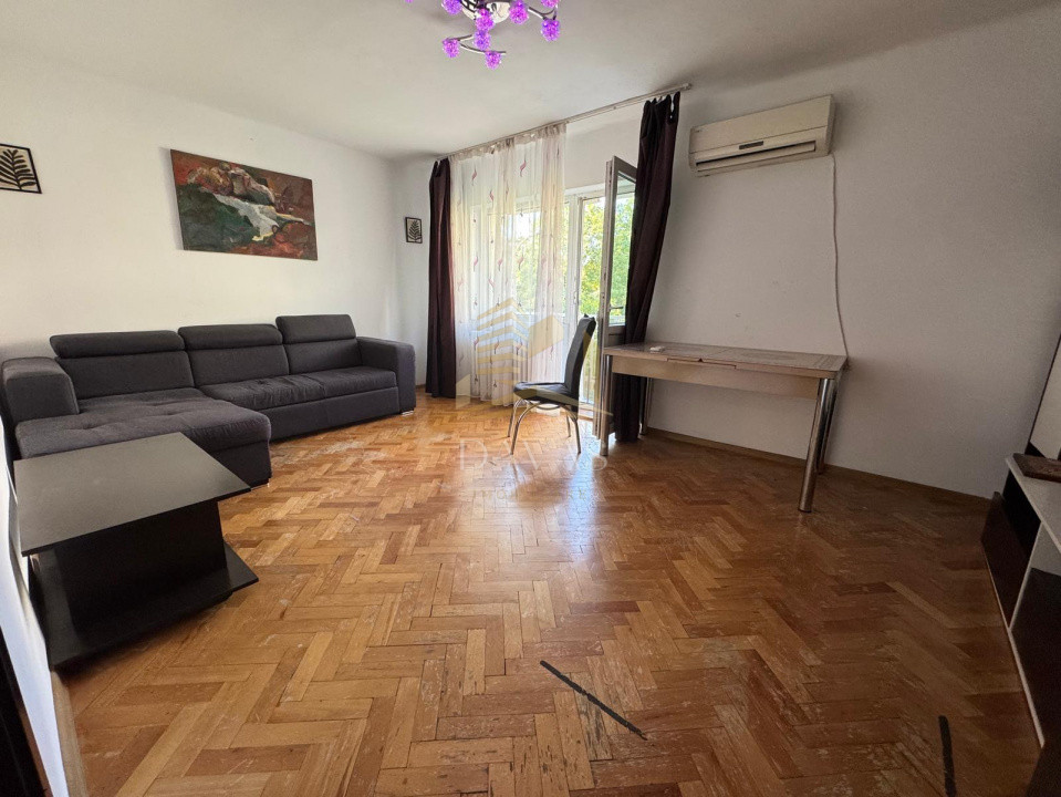 Apartament cu 3 camere | The Office / BRD