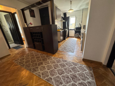 Apartament cu 3 camere | The Office / BRD