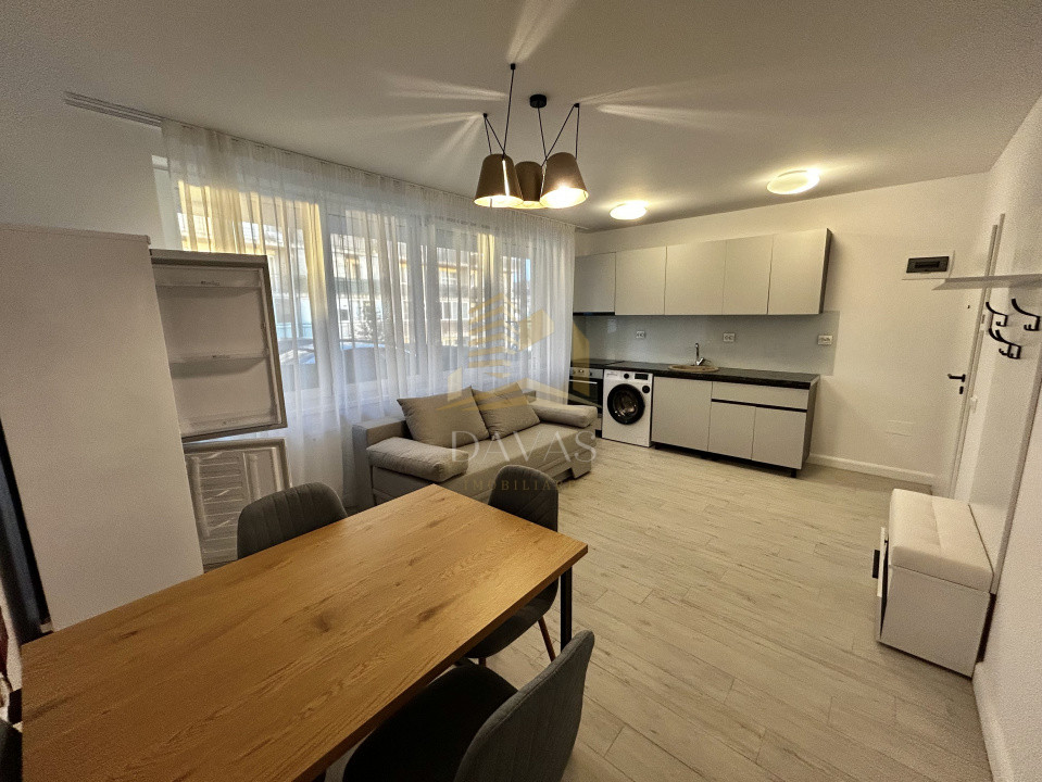 Apartament doua camere de inchiriat | Semidecomandat | Baciu | Parcare