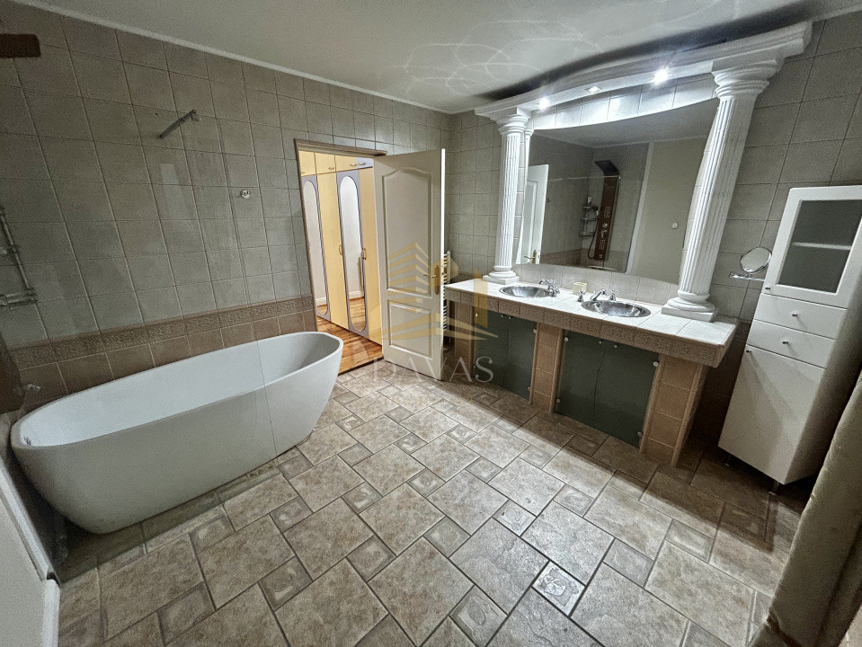 Casa de inchiriat | Gruia | Priveliste panoramica