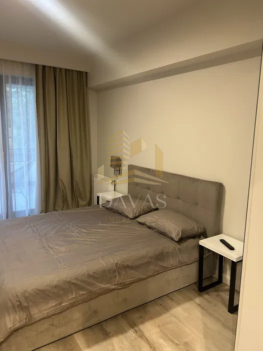 Apartament cu 3 camere | Central | Constanta | Parcare subterană