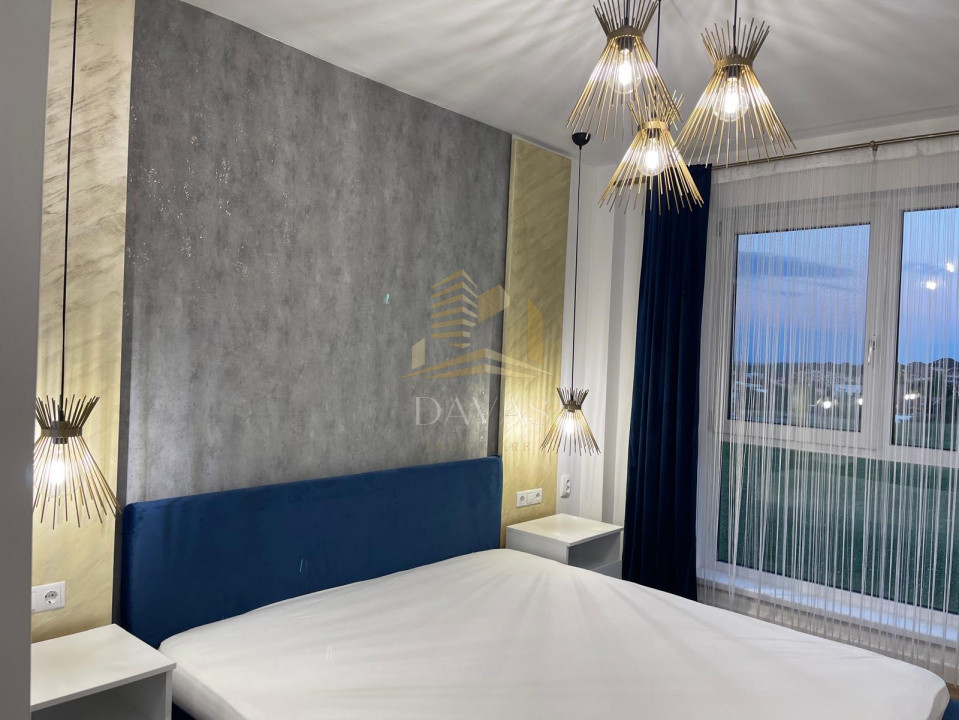 Apartament de 3 camere semidecomandat | Andrei Muresanu 