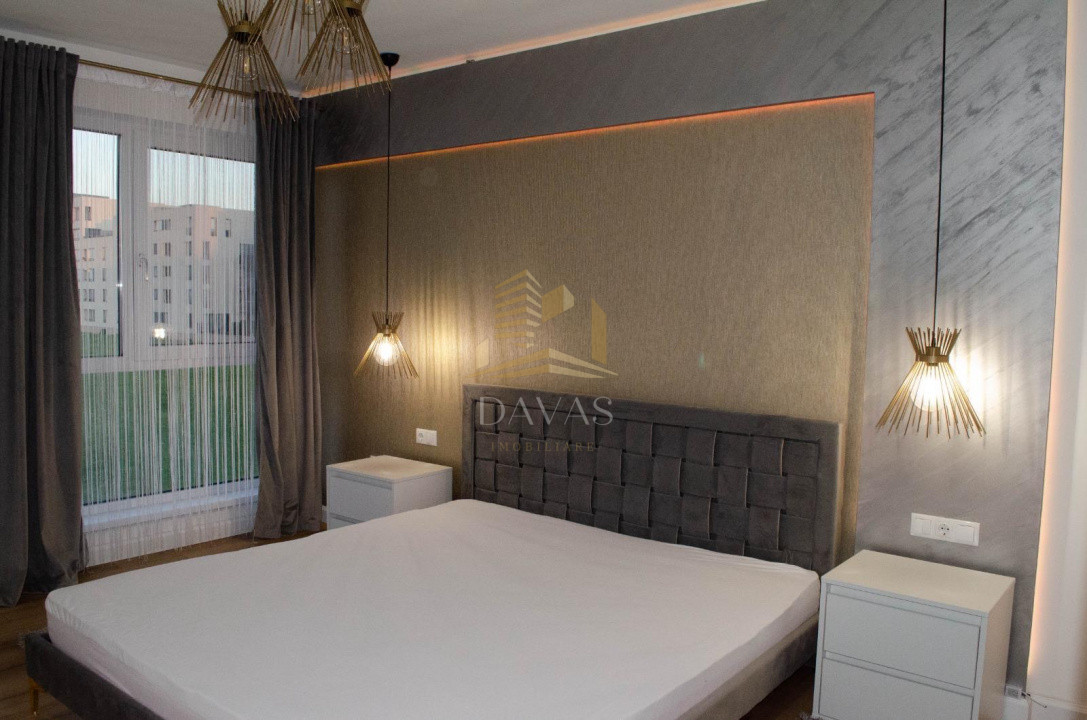 Apartament de 3 camere semidecomandat | Andrei Muresanu 
