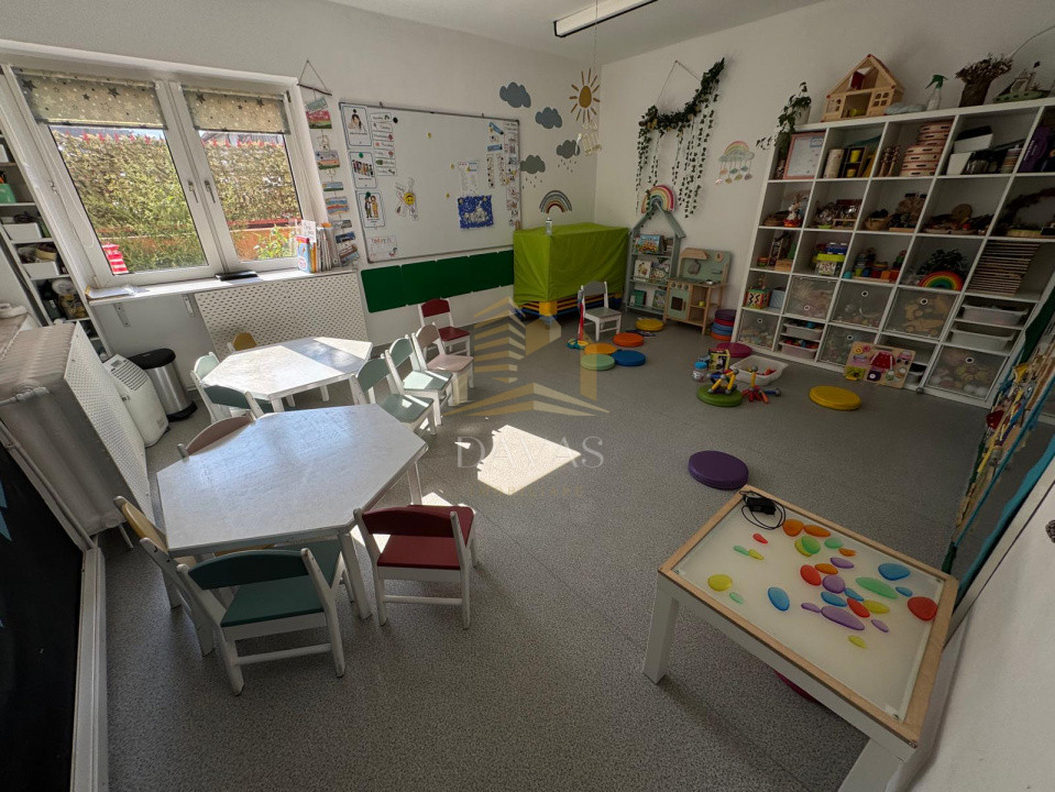 Casa individuala ideală pentru After-School | Dambul Rotund 