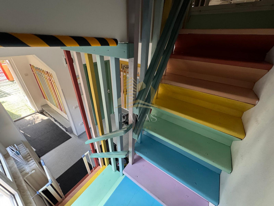 Casa individuala ideală pentru After-School | Dambul Rotund 