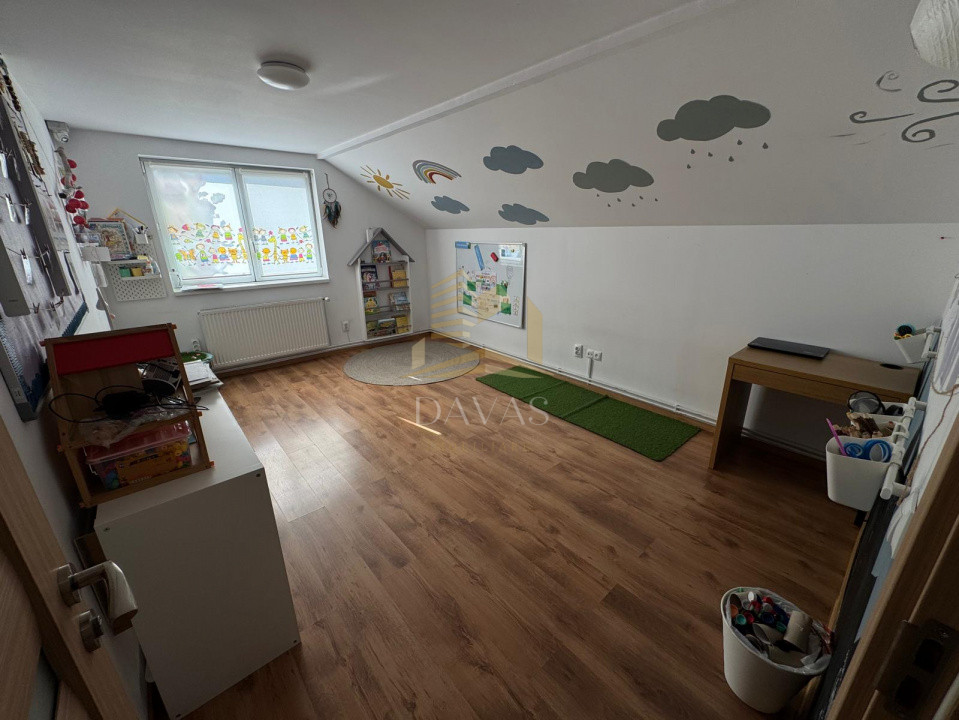Casa individuala ideală pentru After-School | Dambul Rotund 