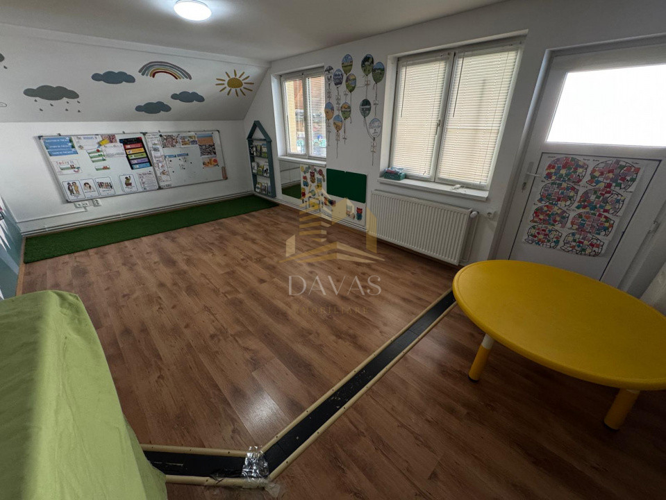 Casa individuala ideală pentru After-School | Dambul Rotund 