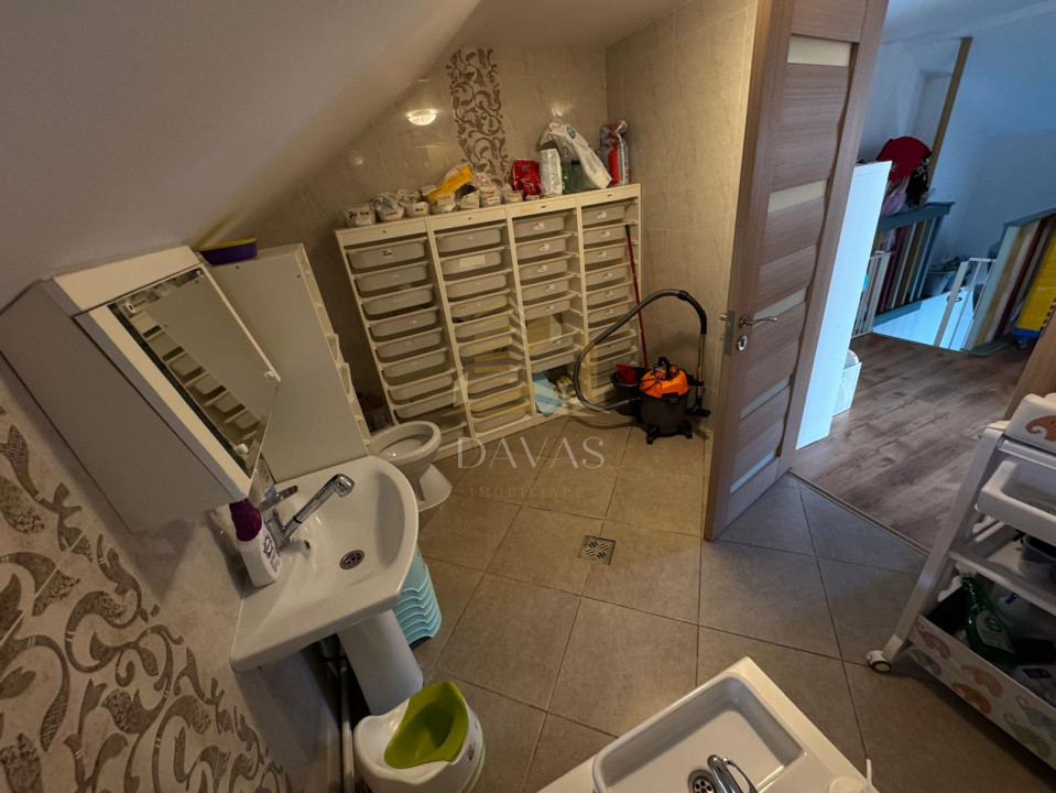 Casa individuala ideală pentru After-School | Dambul Rotund 
