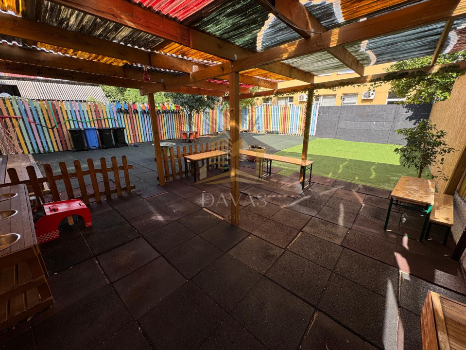 Casa individuala ideală pentru After-School | Dambul Rotund 