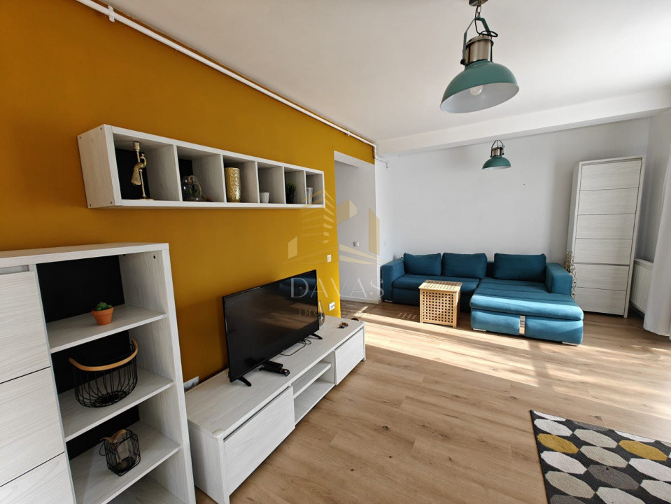 Apartament de 2 camere semidecomandat | Buna Ziua 