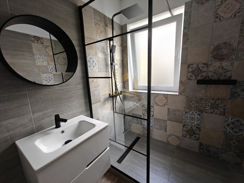 Apartament de 2 camere semidecomandat | Buna Ziua 